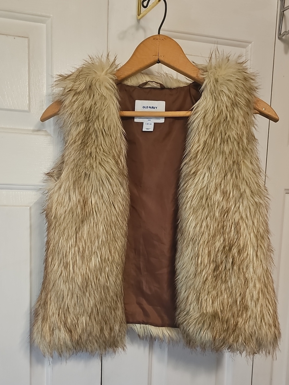 Old Navy Faux Fur Vest in Beige and Brown